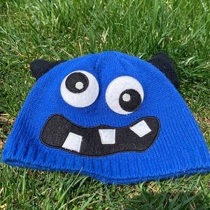 Googly eye monster hat